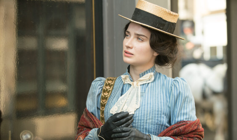 Films Et Séries Tv Avec Eve Hewson Panning for gold: The stars of The Luminaries on filming the TV series